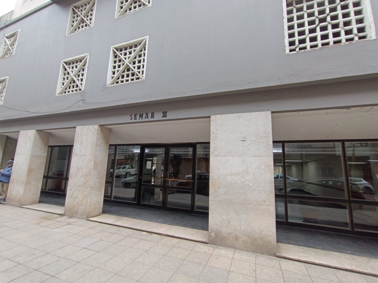 VENTA DEPARTAMENTO 2 AMBIENTES LATERAL CON BALCON Y VISTA A LA CIUDAD ZONA ALDREY 