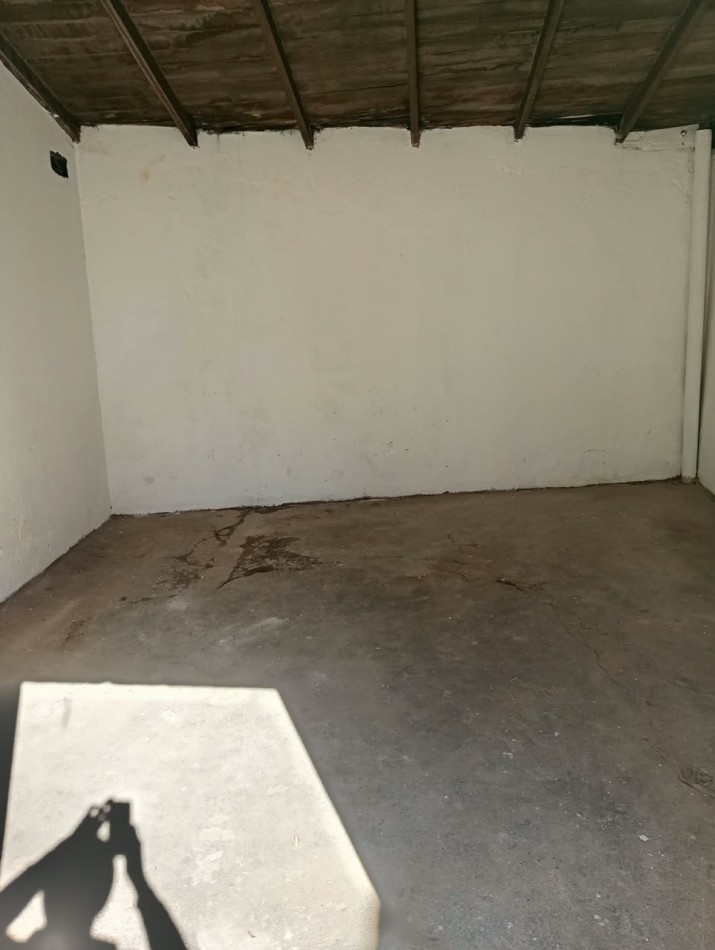 Venta casa 3 ambientes con garage y patio barrio las avenidas OPORTUNIDAD!