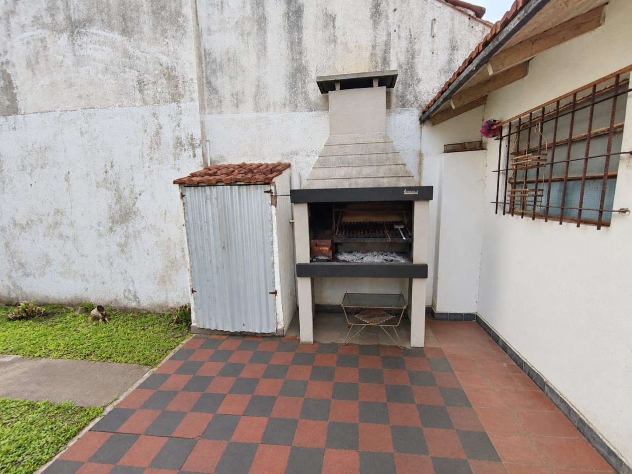 Casa 4 ambientes barrio Constitucion 