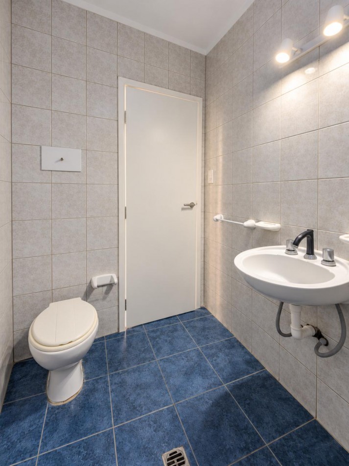 Venta casa 3 ambientes con garage y patio barrio las avenidas OPORTUNIDAD!