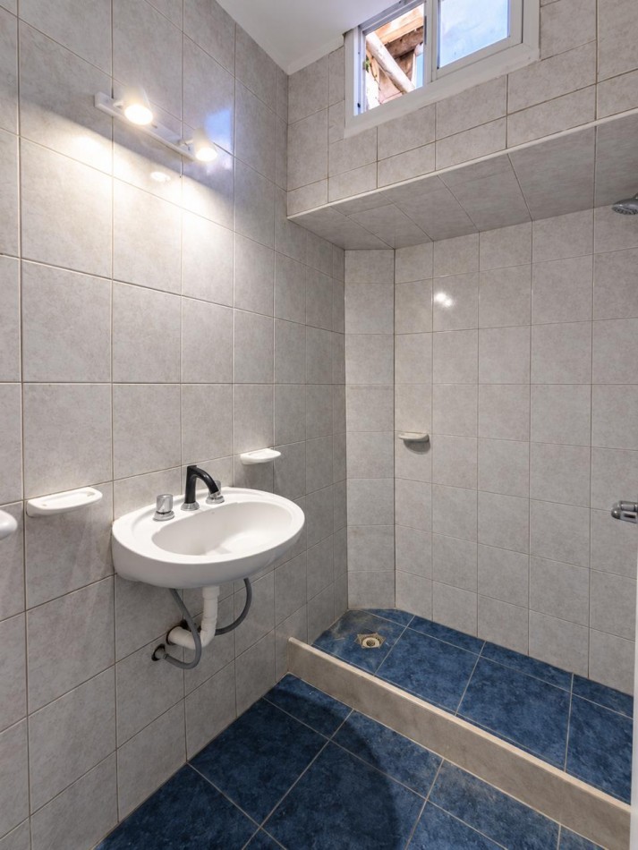 Venta casa 3 ambientes con garage y patio barrio las avenidas OPORTUNIDAD!