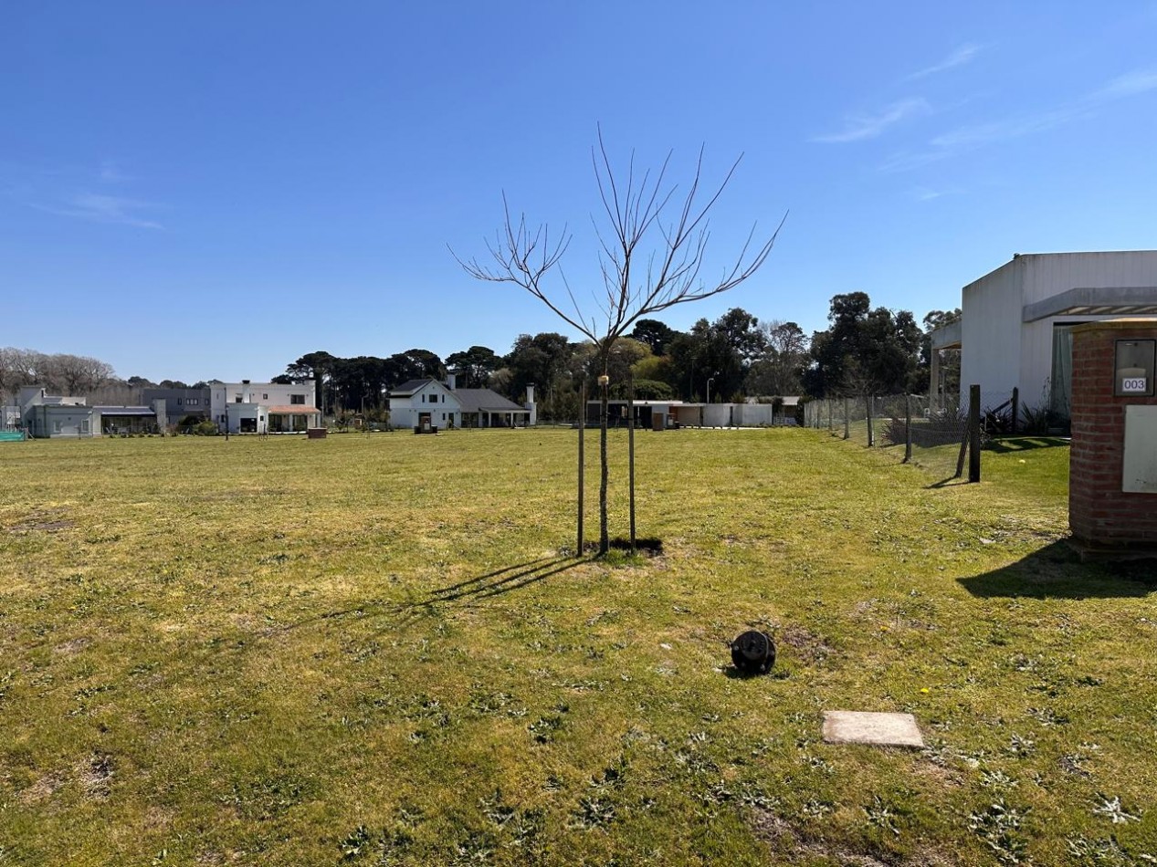 Venta lote barrio privado Arenas Chico.
