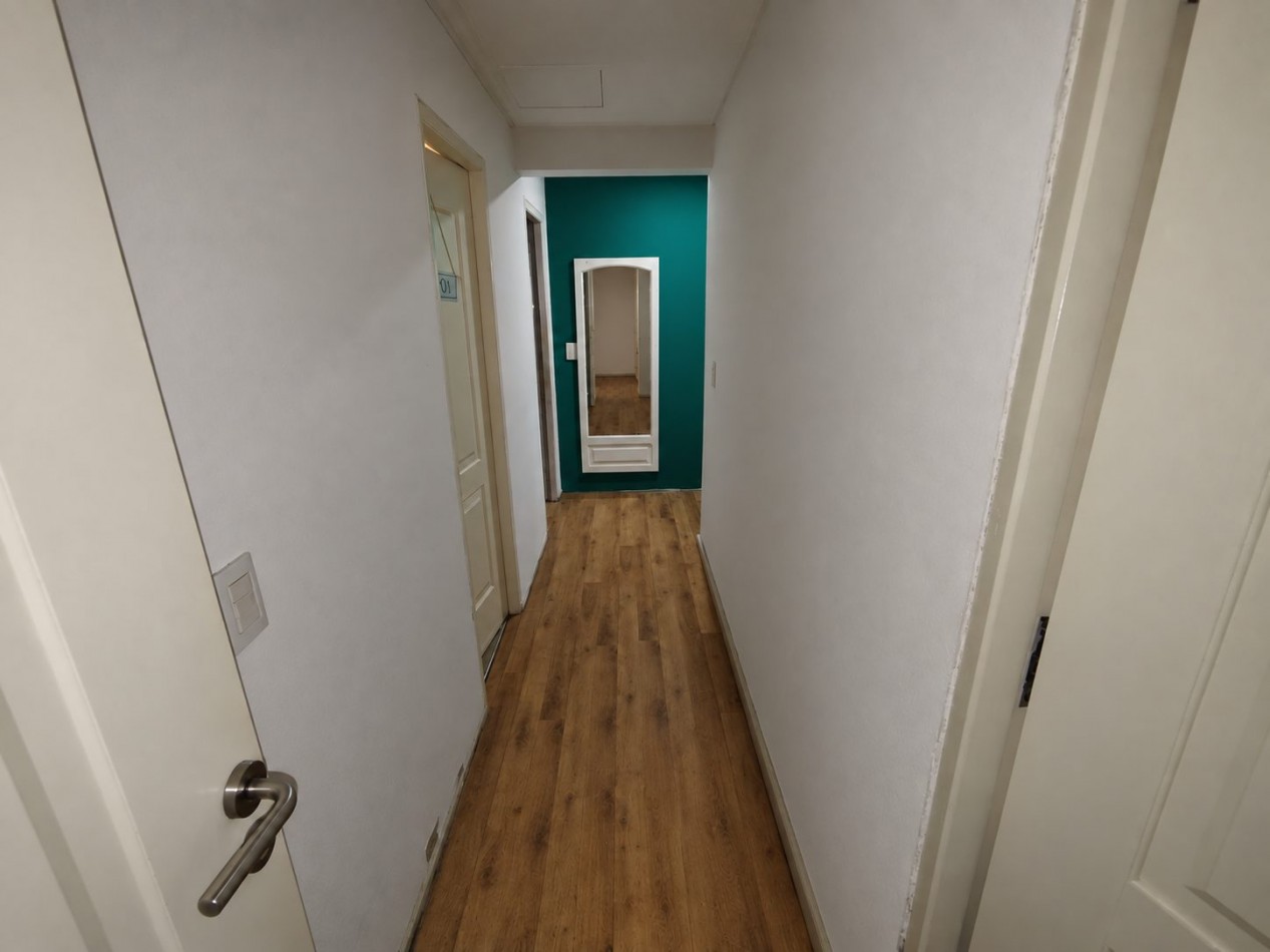 Casa 4 ambientes en barrio Alfar