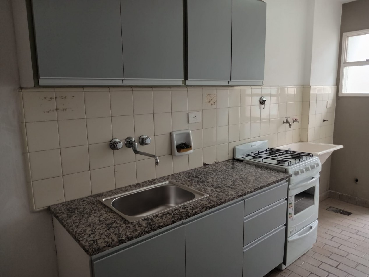 ALQUILER DEPARTAMENTO 3 AMBIENTES -CERRITO Y SOLIS
