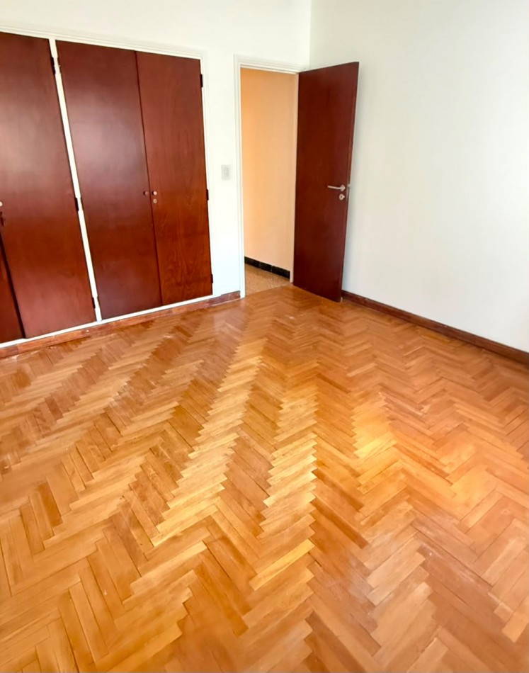 CHALET 4 AMBIENTES