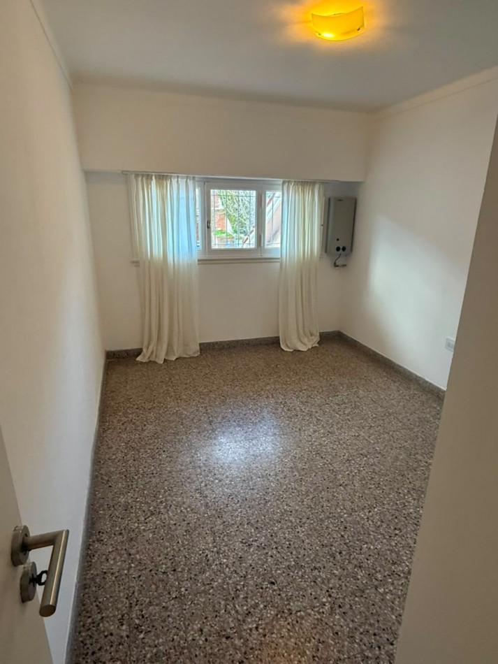 CHALET 4 AMBIENTES