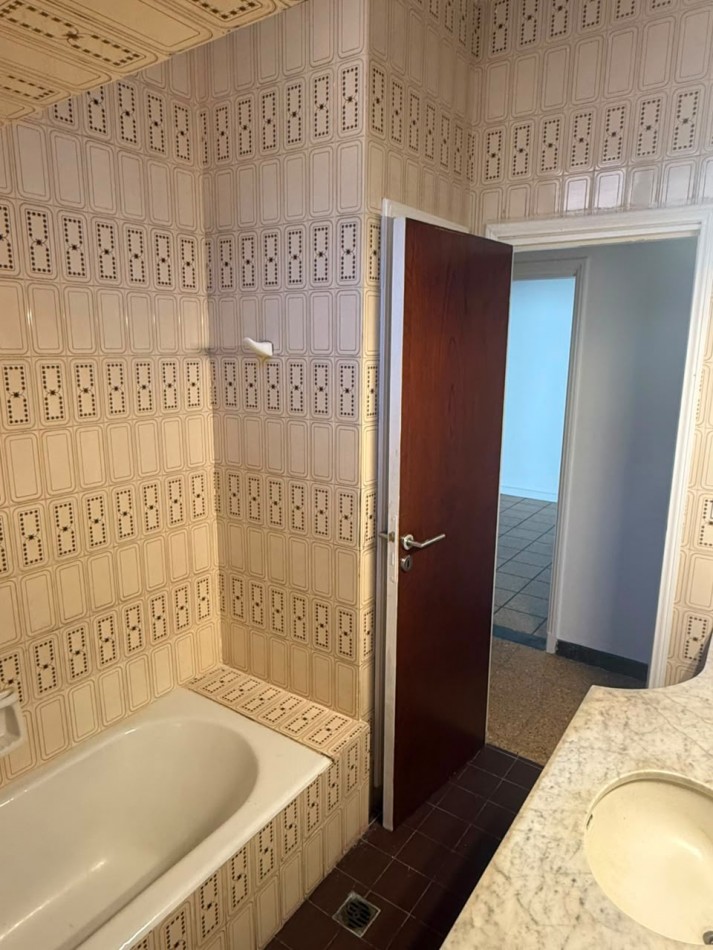 CHALET 4 AMBIENTES