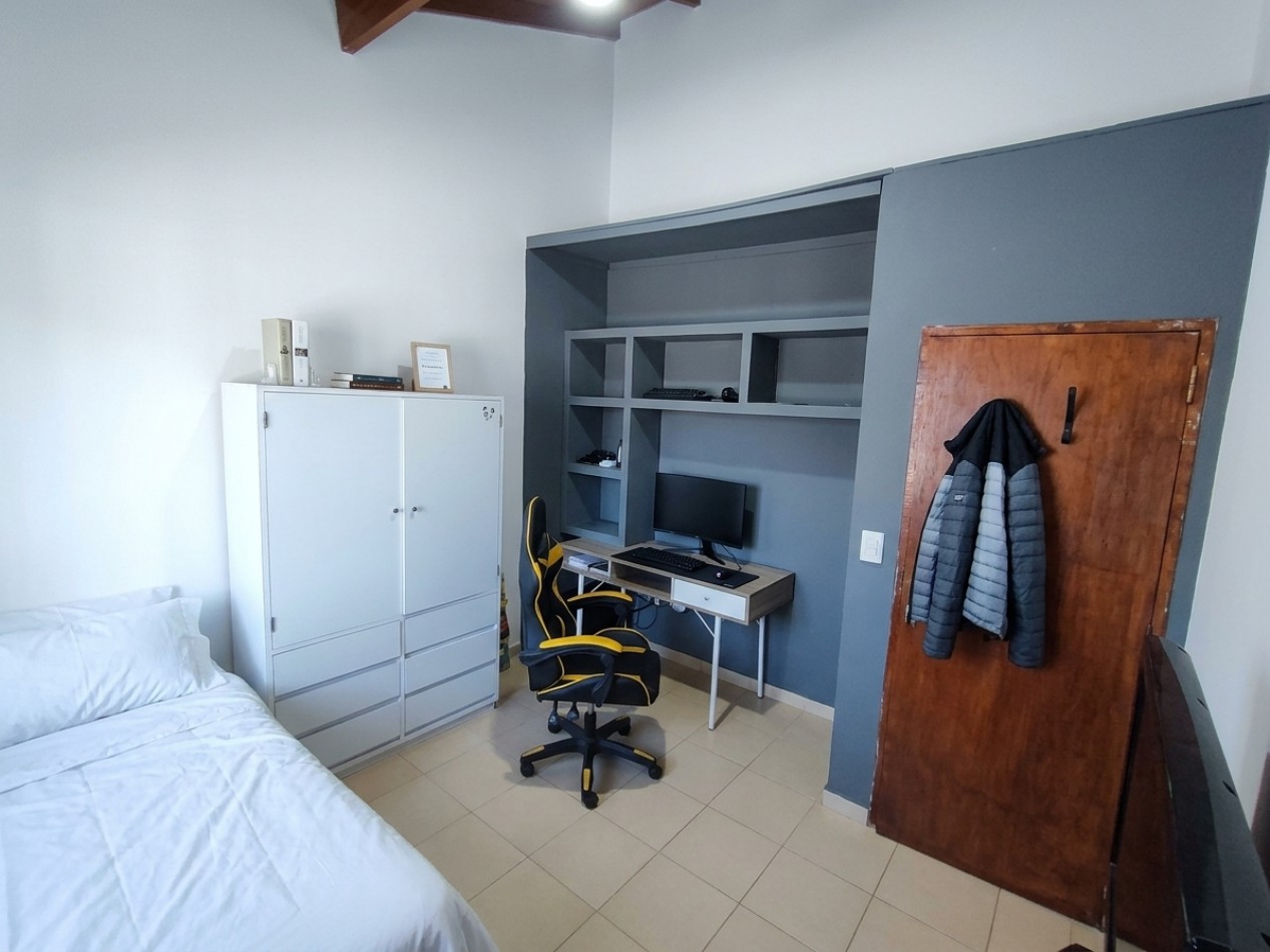 CASA DE 3 AMBIENTES MAS DEPARTAMENTO - PUNTA MOGOTES 