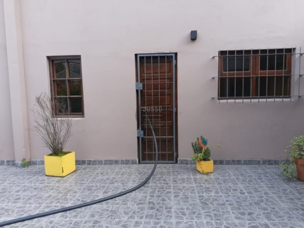 CASA 5 AMBIENTES CON PARQUE Y QUINCHO - BARRIO JARDIN PERALTA RAMOS