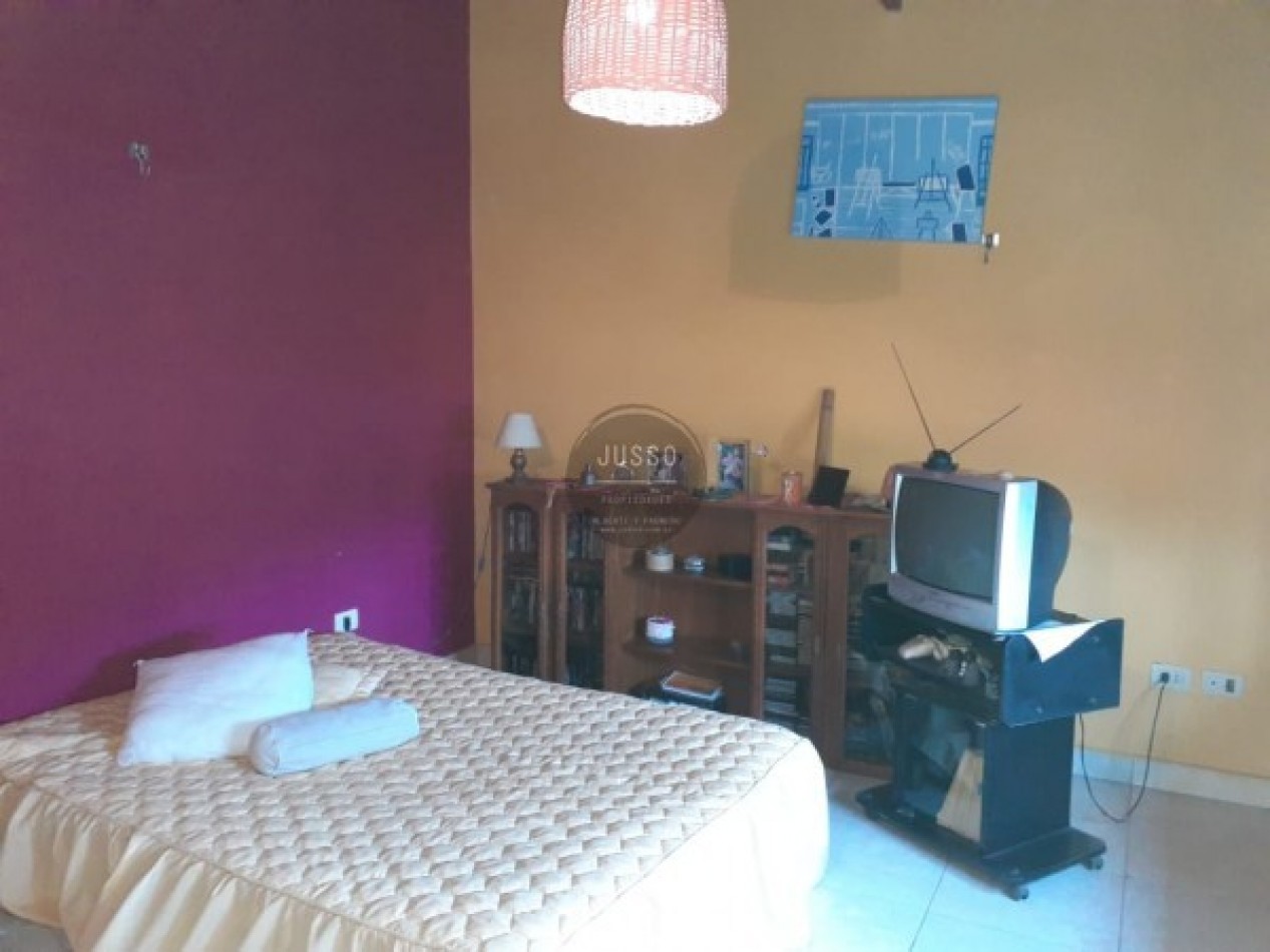 CASA 5 AMBIENTES CON PARQUE Y QUINCHO - BARRIO JARDIN PERALTA RAMOS