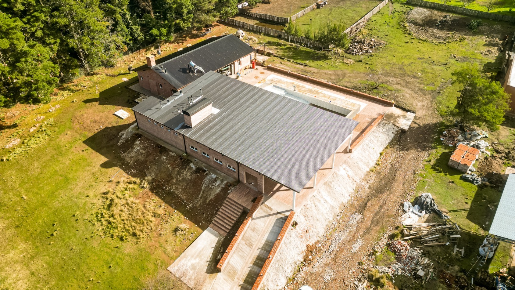 Casa quinta + Salon de Fiestas - una hectarea en Sierra de los Padres