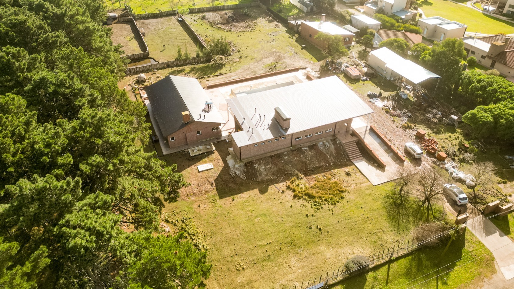 Casa quinta + Salon de Fiestas - una hectarea en Sierra de los Padres