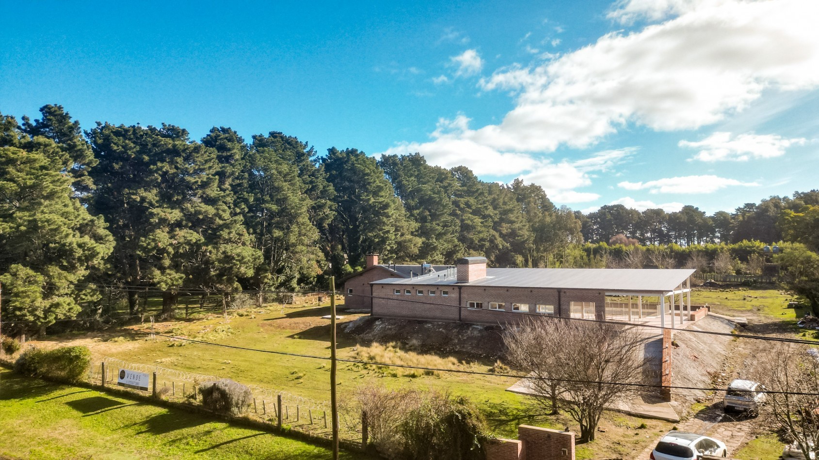 Casa quinta + Salon de Fiestas - una hectarea en Sierra de los Padres