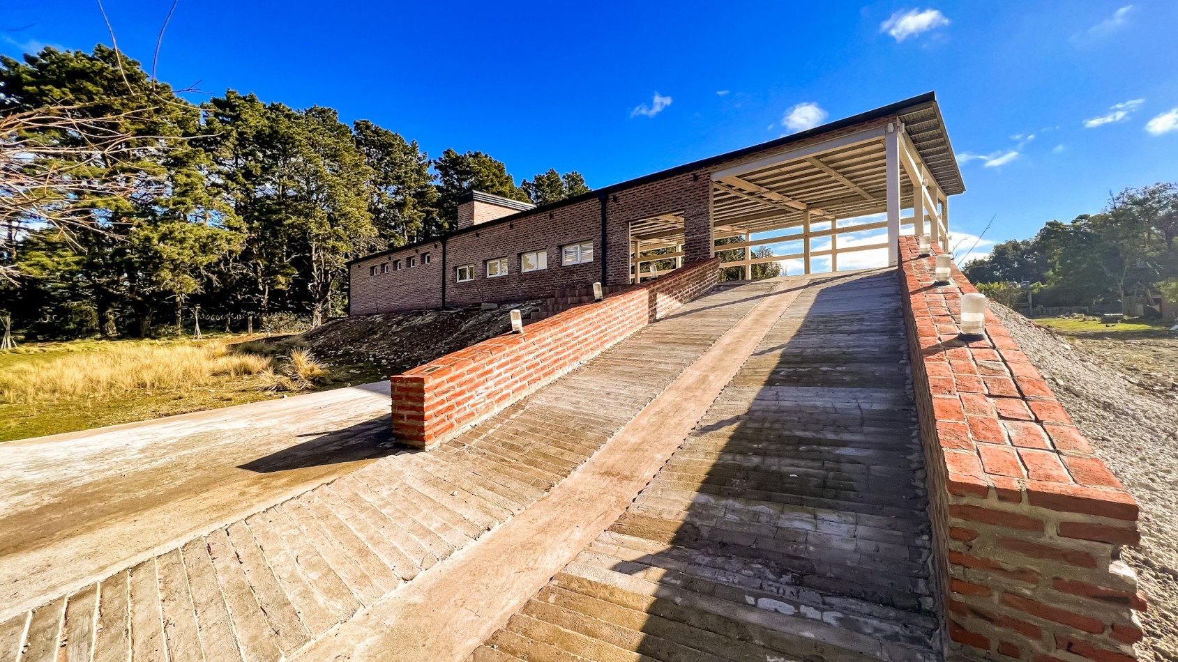 Casa quinta + Salon de Fiestas - una hectarea en Sierra de los Padres