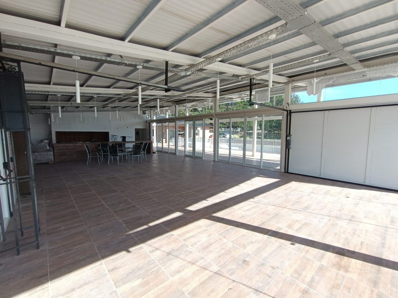 Casa quinta + Salon de Fiestas - una hectarea en Sierra de los Padres