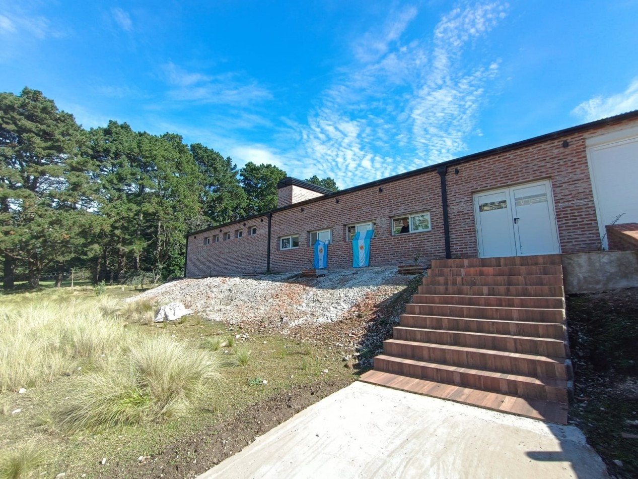 Casa quinta + Salon de Fiestas - una hectarea en Sierra de los Padres