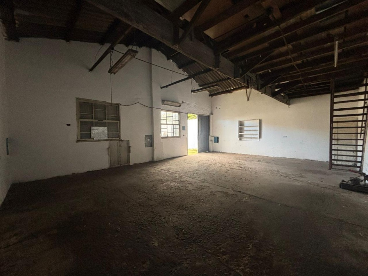 GALPON -ZONA GABOTO Y GALICIA