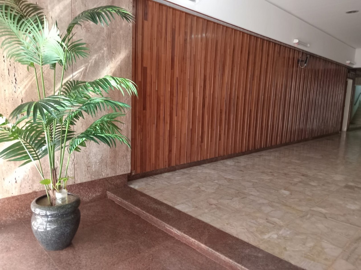 DEPARTAMENTO 2 AMB -MARAL 17- COLON Y OLAVARRIA-APTO CREDITO