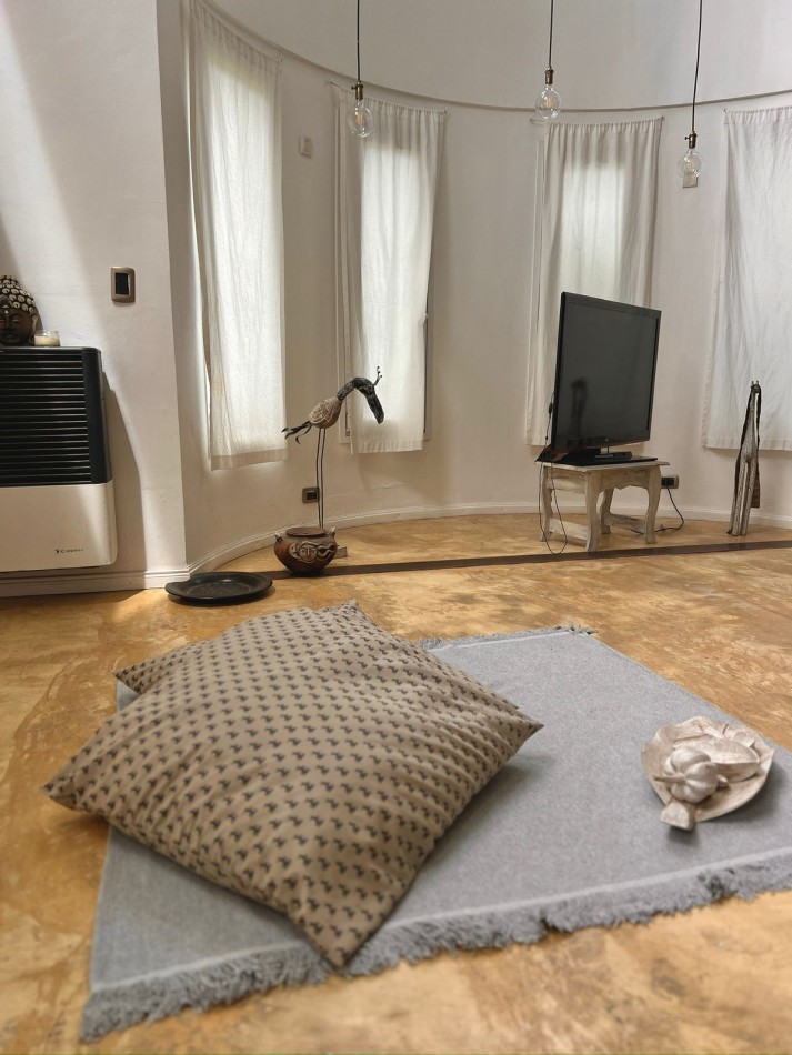ALQUILER CASA A 150 METROS DEL MAR-