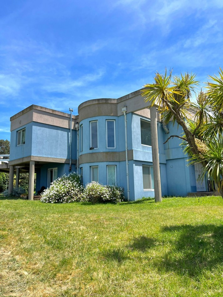 ALQUILER CASA A 150 METROS DEL MAR-