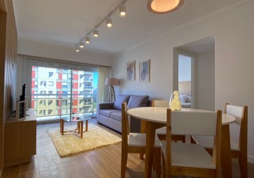 Venta departamento 2 ambientes lateral con balcon corrido y cochera fija macrocentro