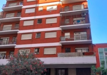 DEPARTAMENTO 2 AMBIENTES AL FRENTE ZONA ALDREY CON BAULERA