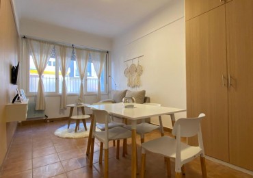 Venta Departamento 2 ambientes a la calle, reciclado y amoblado
