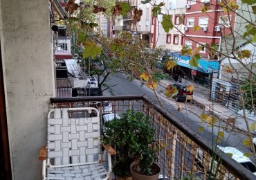 VENTA DEPARTAMENTO 2 AMBIENTES AL FRENTE CON BALCON ZONA ALDREY