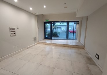 ALQUILER LOCAL COMERCIAL A LA CALLE PARA RUBROS VARIOS EN ZONA GUEMES