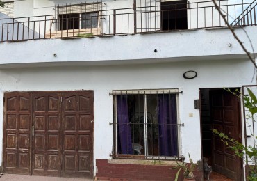 PH EN SAN EDUARDO DE CHAPADMALAL ESTADO ORIGINAL CON COCHERA Y BALCON AL FRENTE 