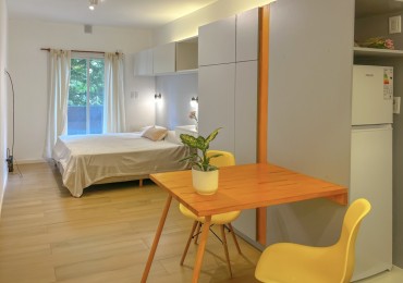 venta monoambiente a la calle con balcon