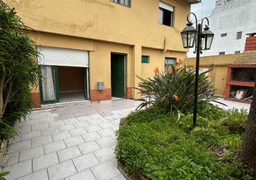 PH 3 AMBIENTES CON PATIO A RECICLAR.ZONA FACULTAD