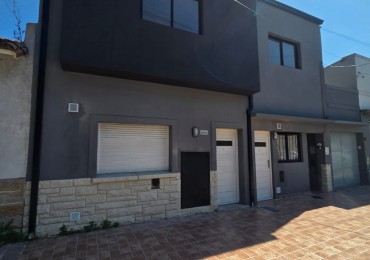 PH 3 ambientes a la calle en duplex | Acceso independiente | Todos los servicios |