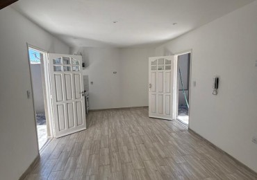 PH DUPLEX 3 AMBIENTES CONTRAFRENTE CON PATIO