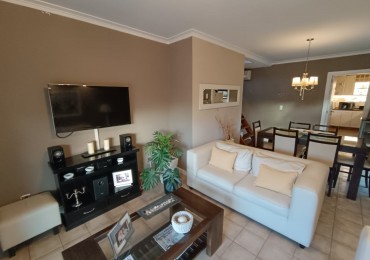 Venta en block ph 3 ambientes + local Parque luro