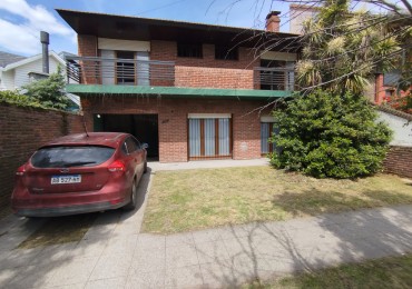 Chalet 5 ambientes en barrio Constitucion 