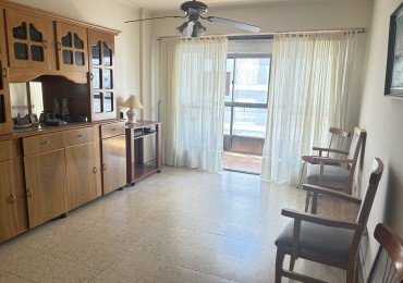 DEPARTAMENTO 3 AMBIENTES + DEPENDENCIA  -AL FRENTE - EXCELENTE UBICACION EN EL CENTRO DE MAR DEL PLATA 