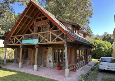 VENTA CASA BOSQUE PERALTA RAMOS GRAN LOTE