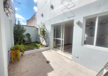 PH 2 amb. con 2 patios y parrilla. 