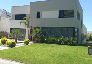 ALQUILER CASA 5 AMBIENTES -RUMENCO-LAS LOMAS