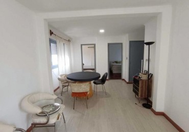 VENTA DEPARTAMENTO 3 AMBIENTES RECICLADO CON TERRAZA PROPIA Y PARRILLA