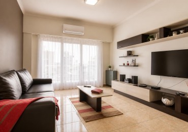 DEPARTAMENTO 3 AMBIENTES AL FRENTE CON BALCON A LA CALLE Y DEPENDENCIA
