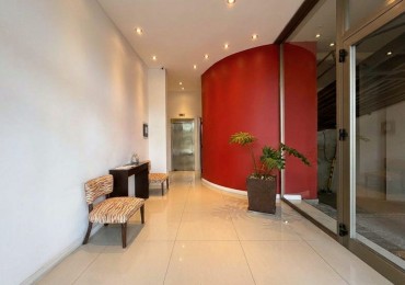 Departamento Semipiso de 2 amb con balcon y cochera zona alem