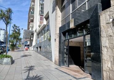 Venta departamento monoambiente reciclado y amoblado. Colon y Guemes.
