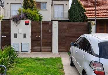 Duplex 4 ambientes apto credito. Barrio Constitucion 